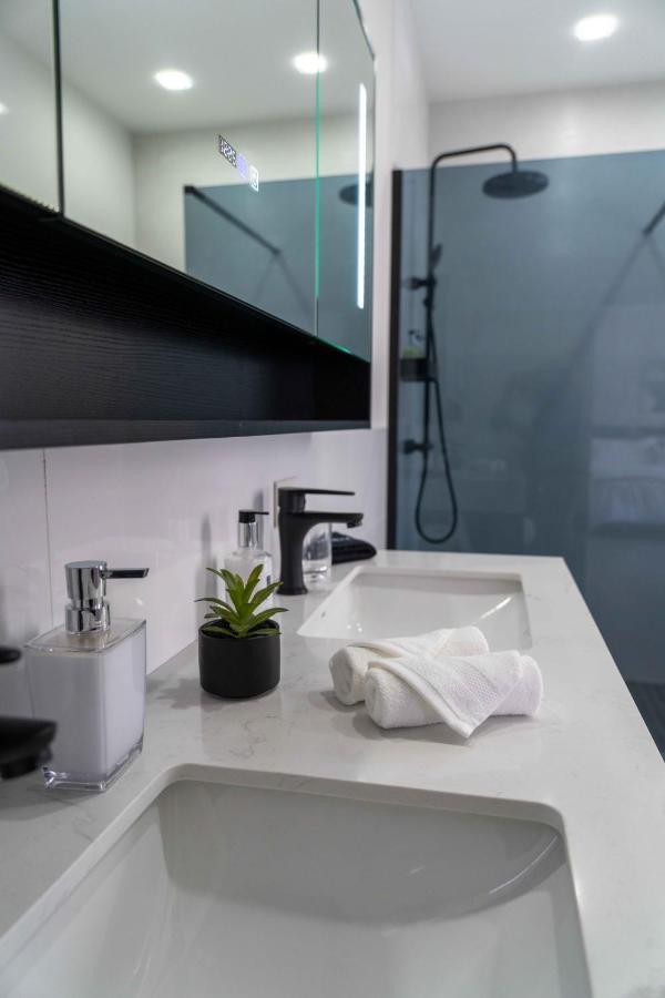 Spacious 3Br Home With Own Private Cozy Pool Koolbaai Eksteriør bilde