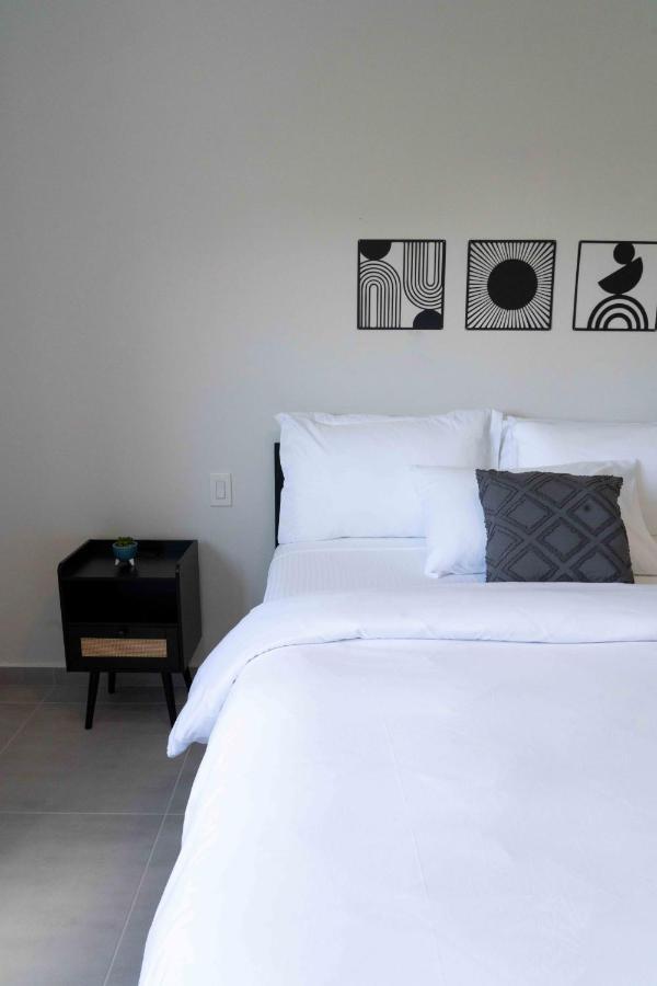 Spacious 3Br Home With Own Private Cozy Pool Koolbaai Eksteriør bilde