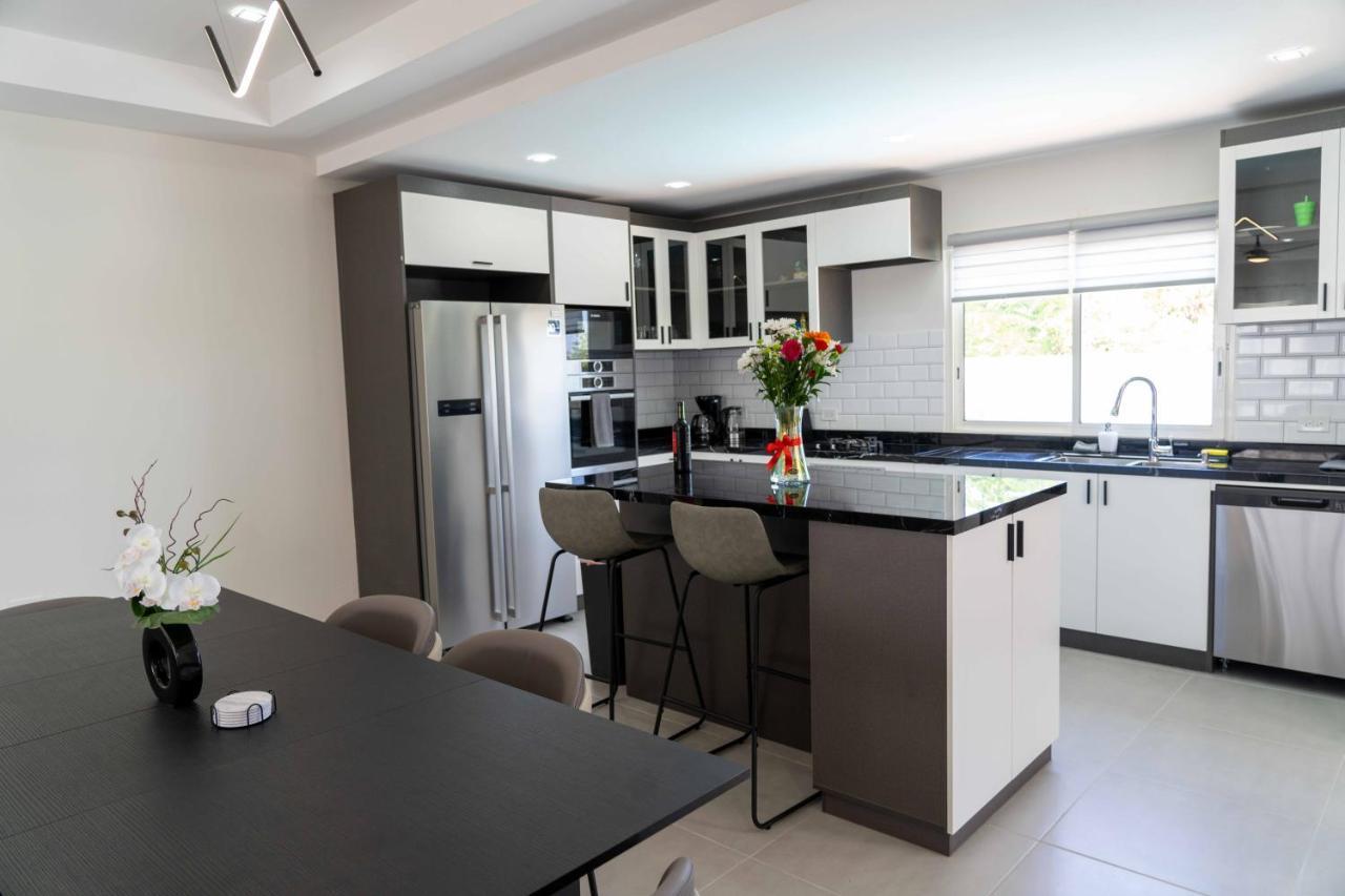 Spacious 3Br Home With Own Private Cozy Pool Koolbaai Eksteriør bilde